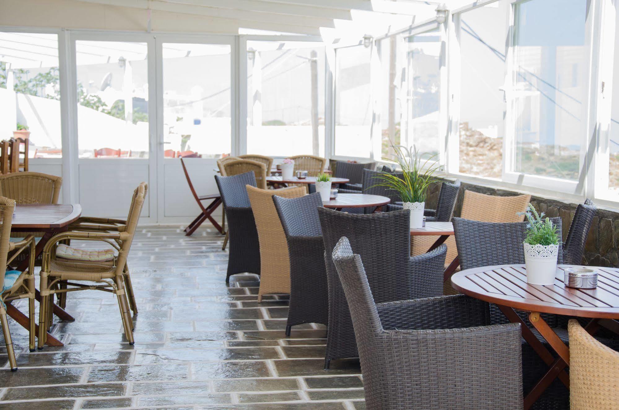 George & Irene Hotel إيوس خورا المظهر الخارجي الصورة