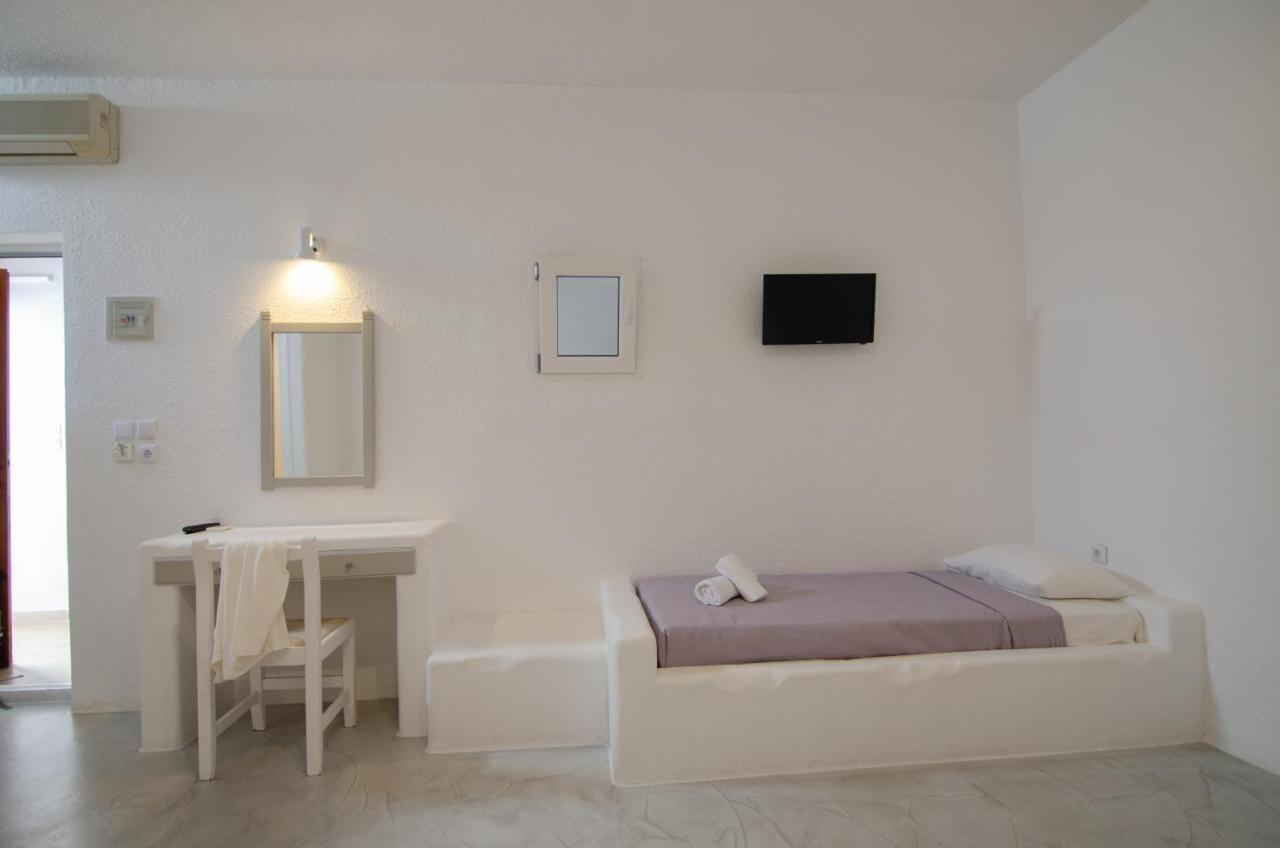 George & Irene Hotel إيوس خورا المظهر الخارجي الصورة
