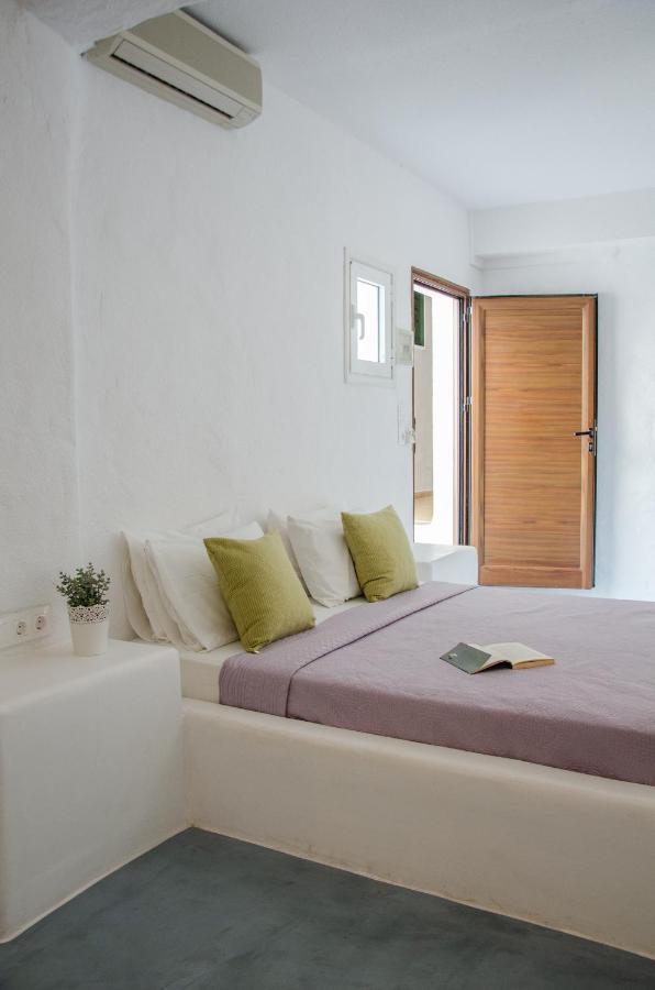 George & Irene Hotel إيوس خورا المظهر الخارجي الصورة