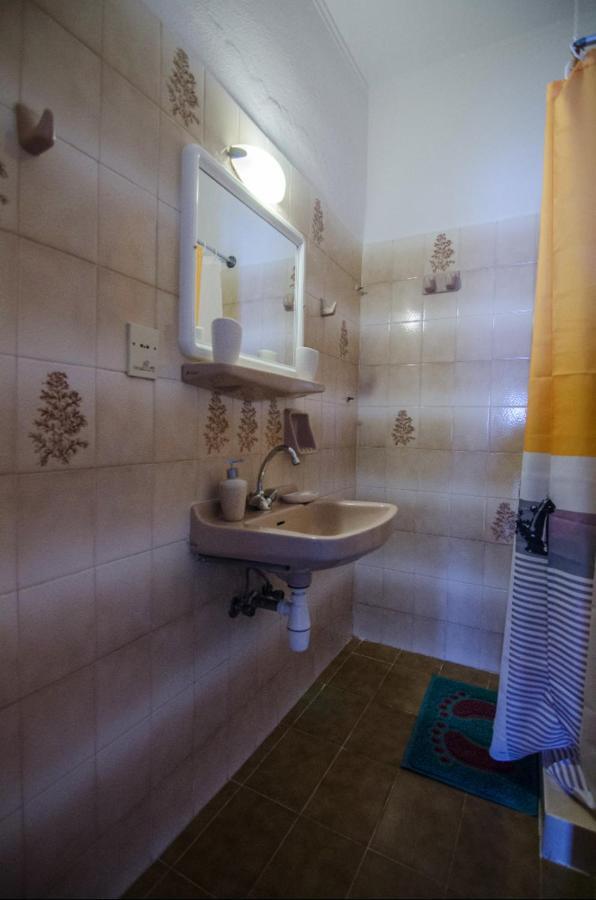 George & Irene Hotel إيوس خورا المظهر الخارجي الصورة
